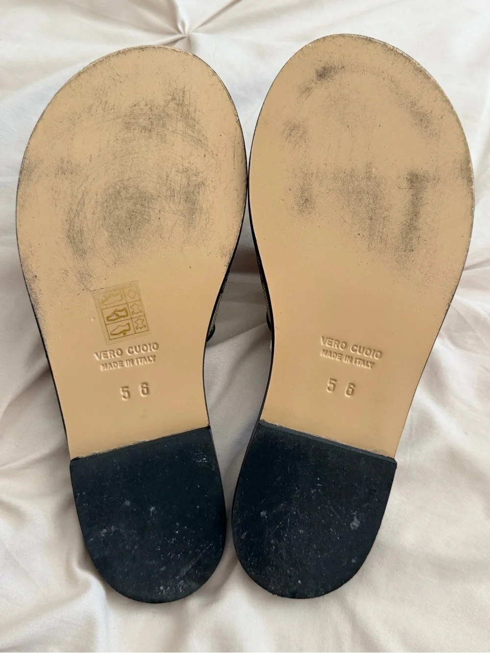 Gucci GG Monogram Slide Sandals Beige Black Made in Italy Size 6.5-7
